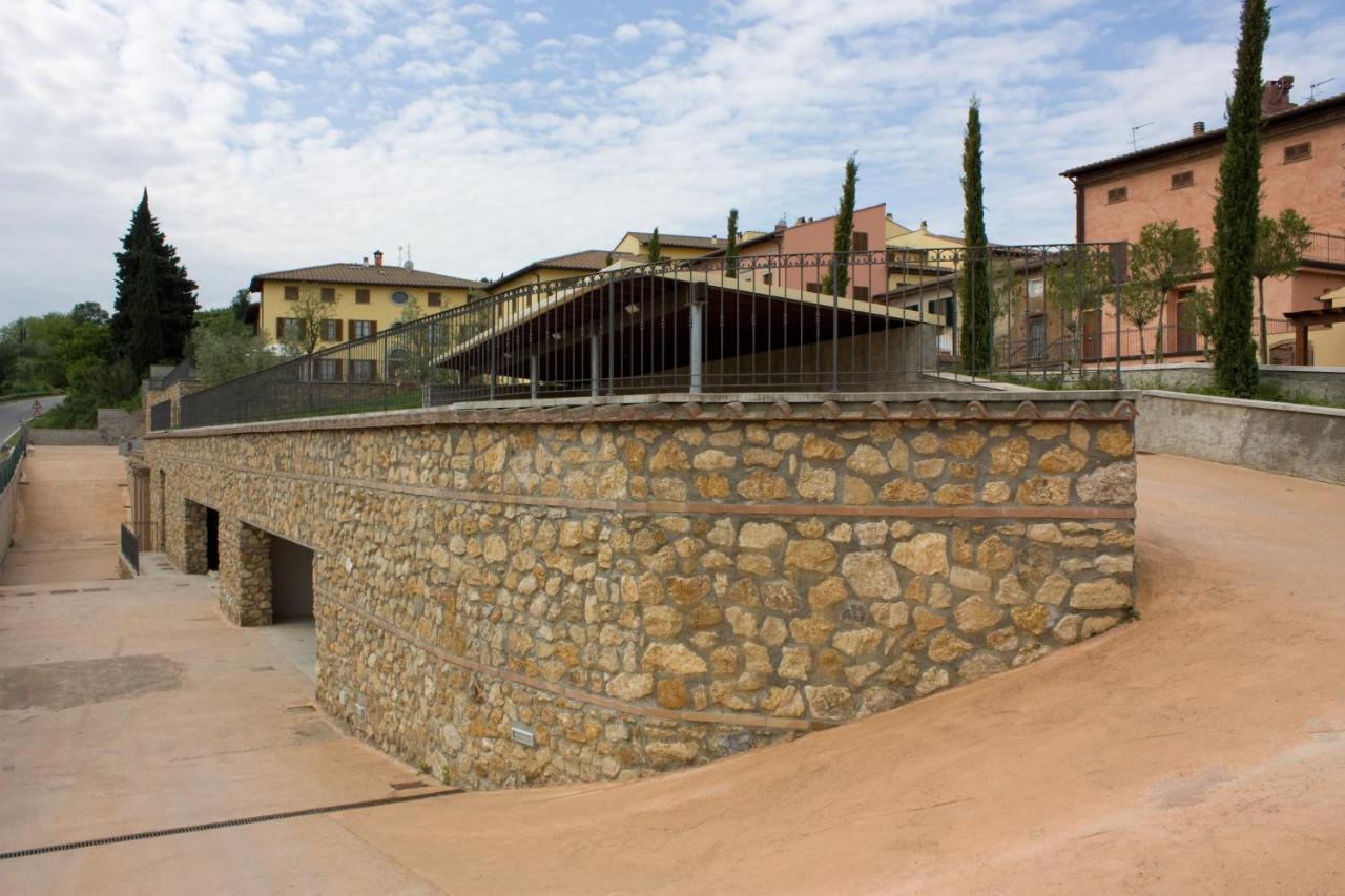 Aparthotel Borgo Di Gramugnana Usigliano Exteriér fotografie